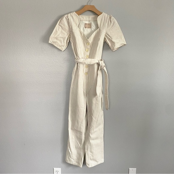 ✨MAKE OFFER✨ASOS DESIGN denim sweetheart neck puff sleeve jumpsuit beige & white - Picture 10 of 12